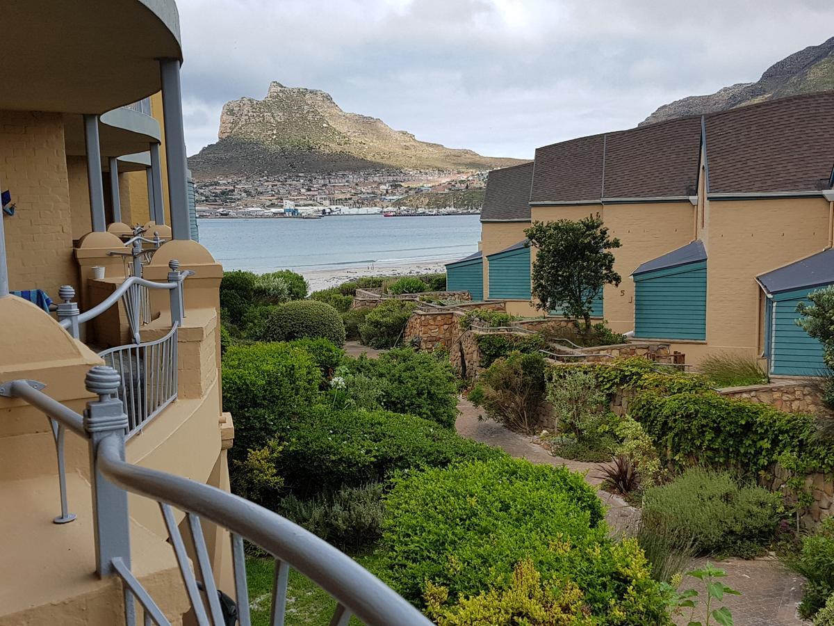 On The Beach Hout Bay Exterior photo
